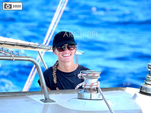 Enjoying a fun sailing afternoon. Heading to Mykonos.